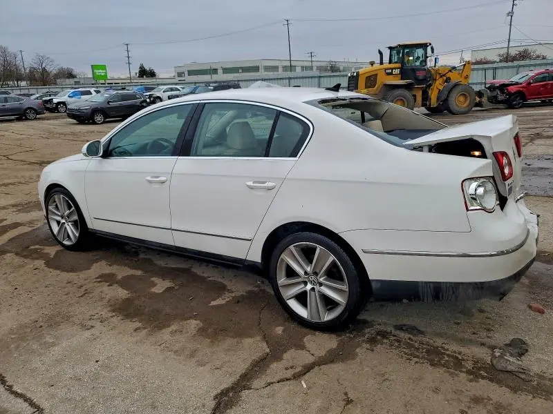 2010 VOLKSWAGEN PASSAT KOMFORT  