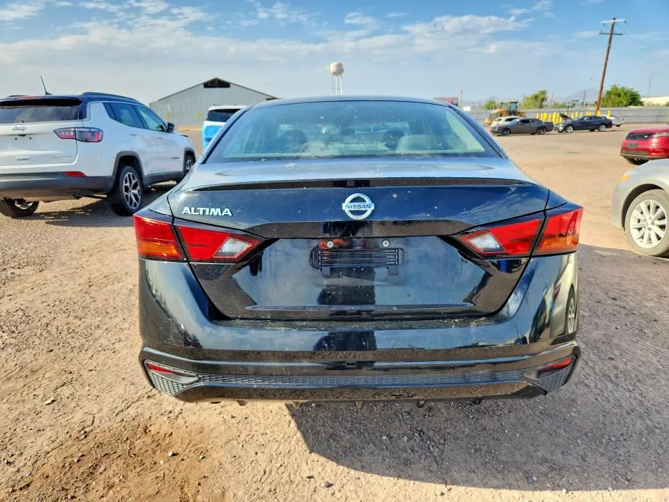 2022 NISSAN ALTIMA S  