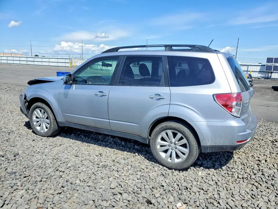 2013 SUBARU FORESTER 2.5X PREMIUM  
