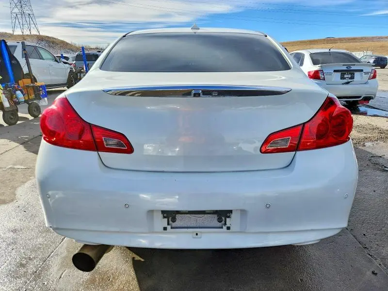 2010 INFINITI G37   