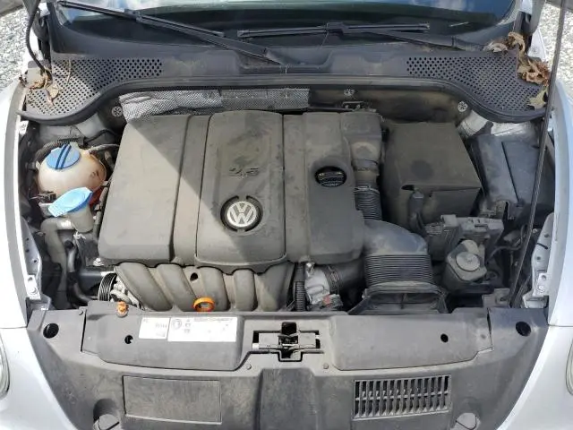 2012 VOLKSWAGEN BEETLE   