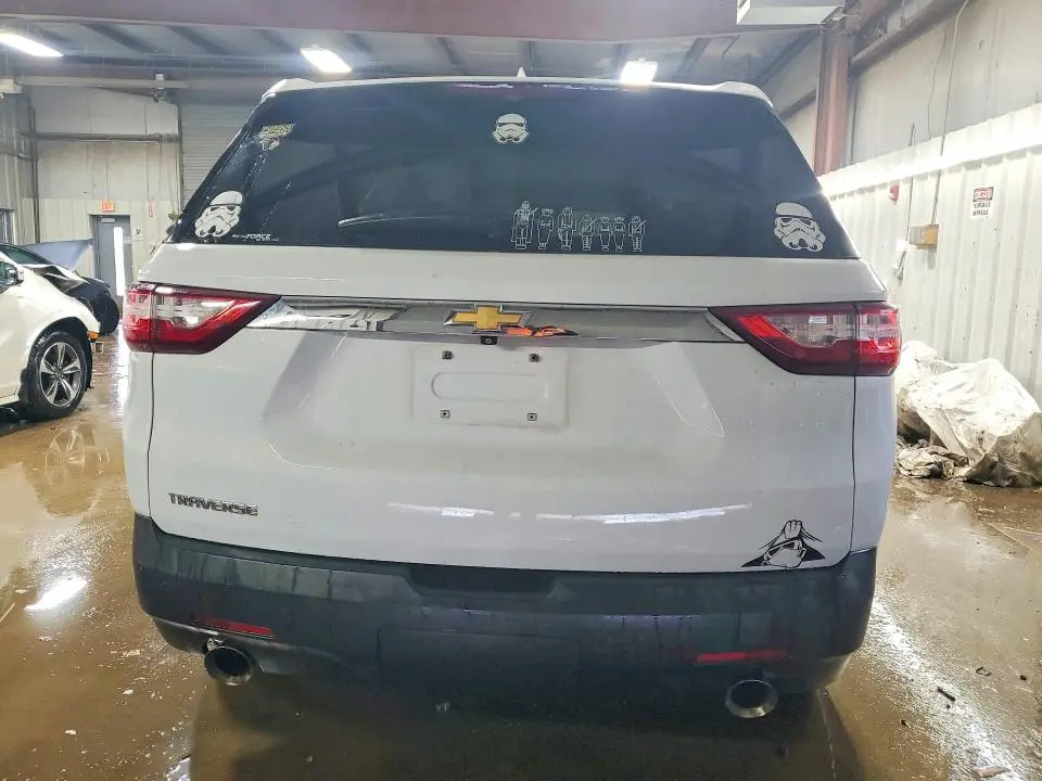 2021 CHEVROLET TRAVERSE LS  