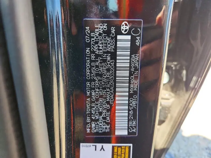 2024 TOYOTA PRIUS XLE  