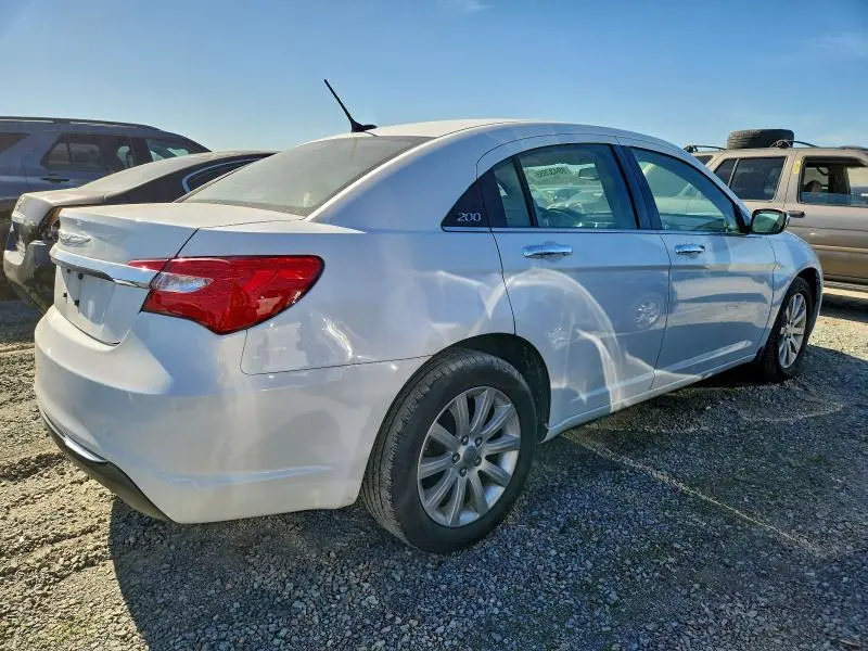 2013 CHRYSLER 200 LIMITED  