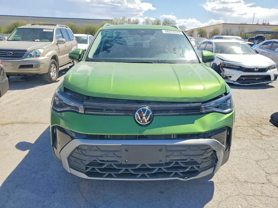 2025 VOLKSWAGEN TAOS SE  