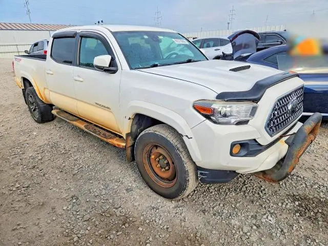 2019 TOYOTA TACOMA SR5 V6  