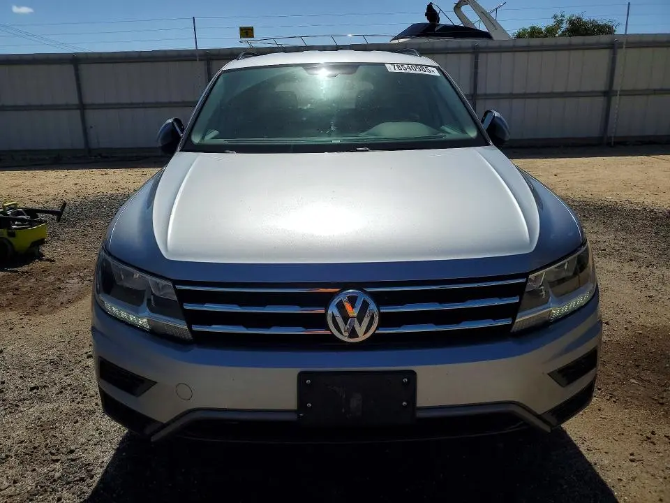 2020 VOLKSWAGEN TIGUAN SE  