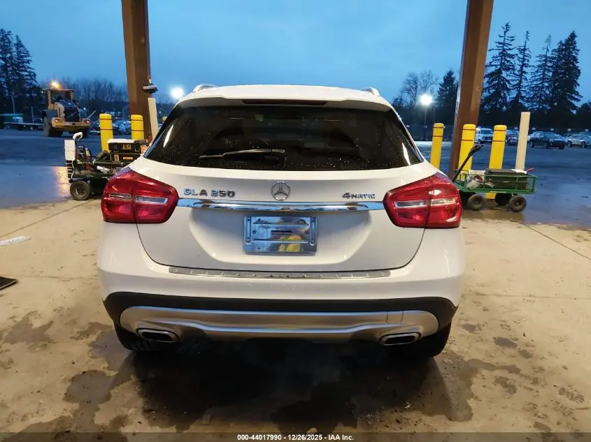 2017 MERCEDES-BENZ GLA 250 4MATIC