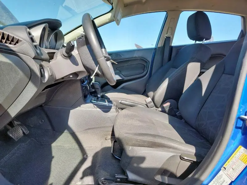 2011 FORD FIESTA SES  