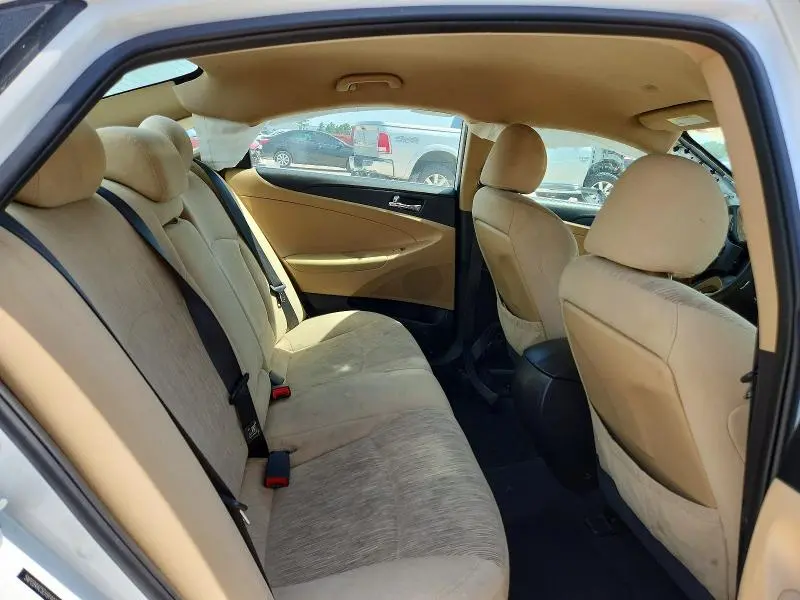 2014 HYUNDAI SONATA GLS  