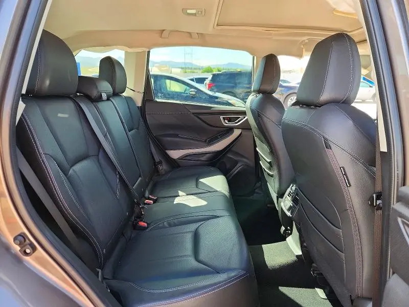 2022 SUBARU FORESTER LIMITED  