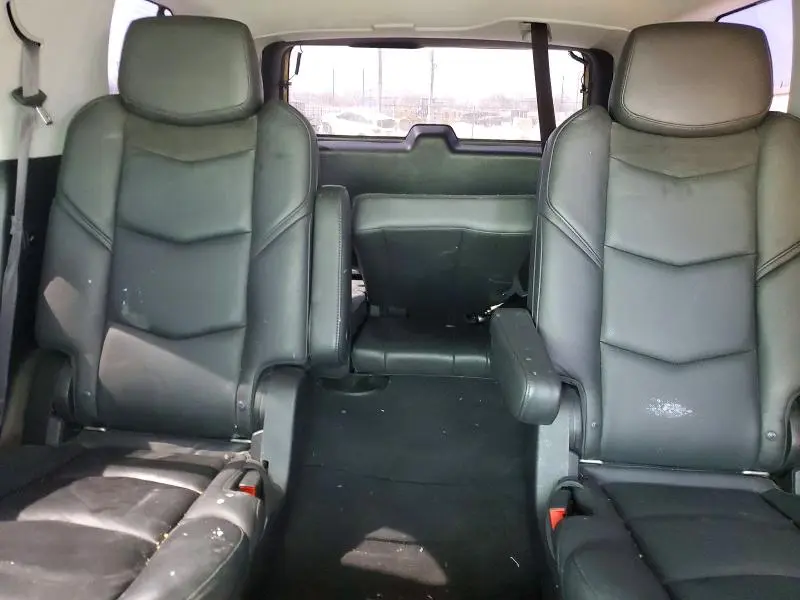 2016 CADILLAC ESCALADE LUXURY  