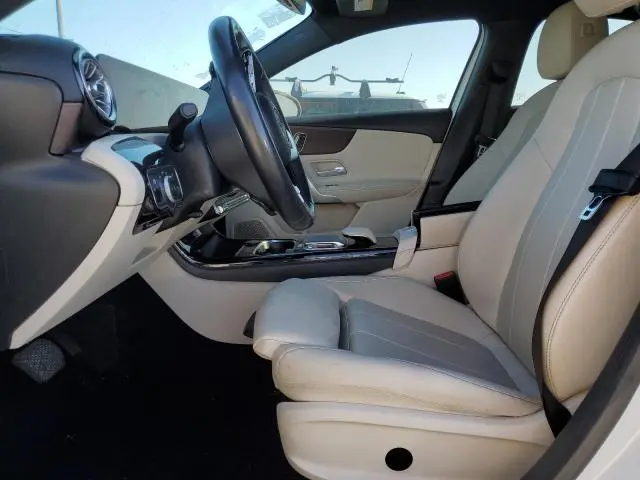 2019 MERCEDES-BENZ A 220  