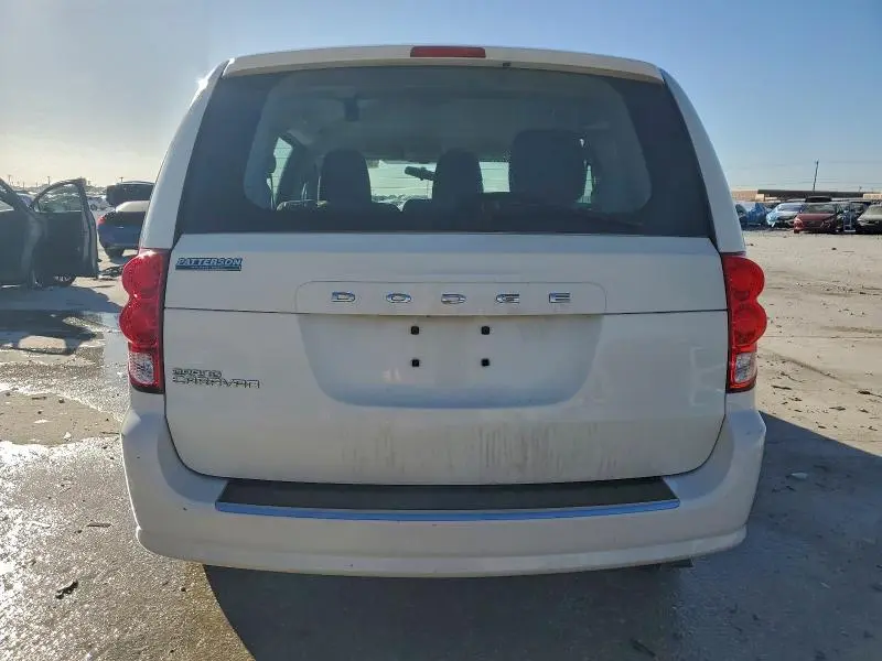 2013 DODGE GRAND CARAVAN SE  
