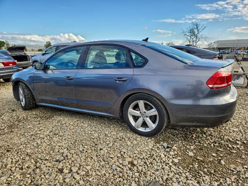 2014 VOLKSWAGEN PASSAT S  