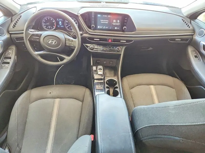 2021 HYUNDAI SONATA SE  