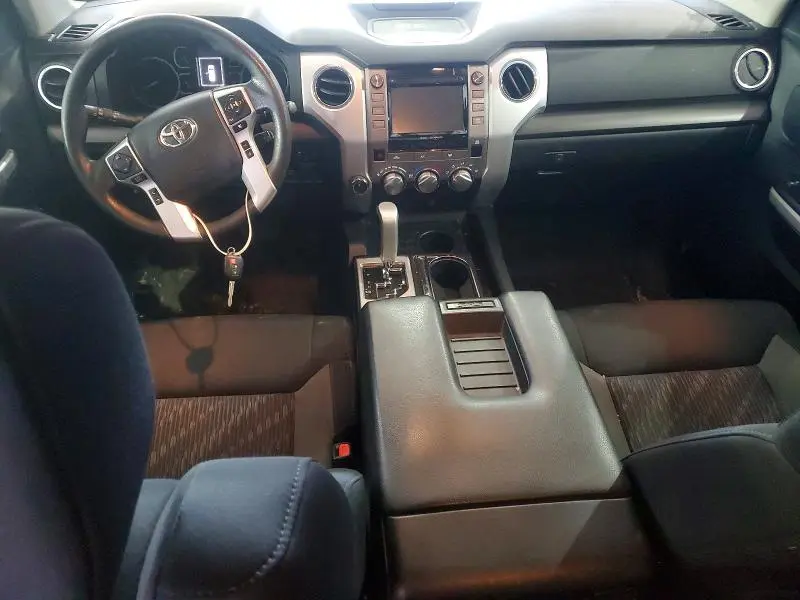 2018 TOYOTA TUNDRA SR5  