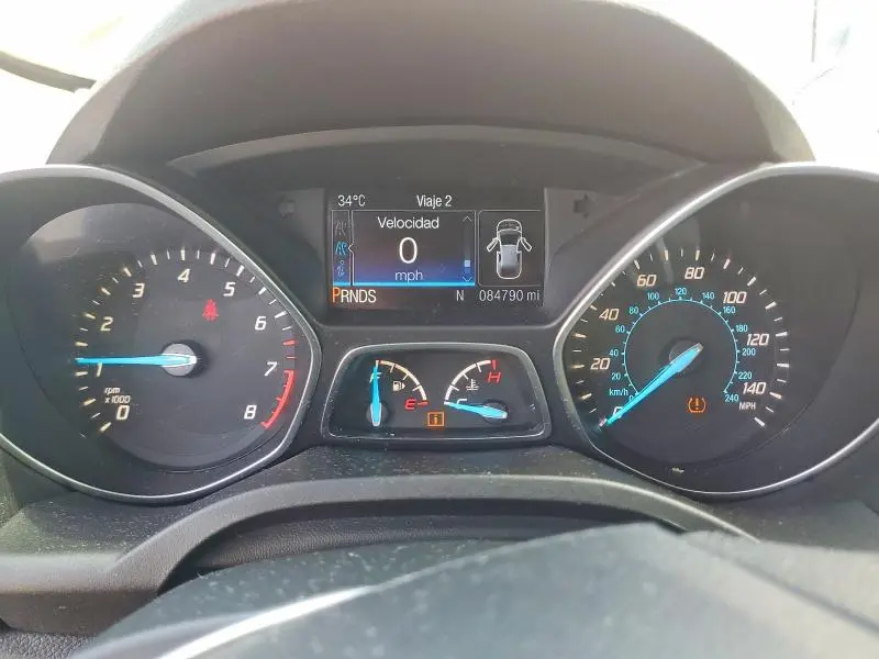 2016 FORD ESCAPE SE  