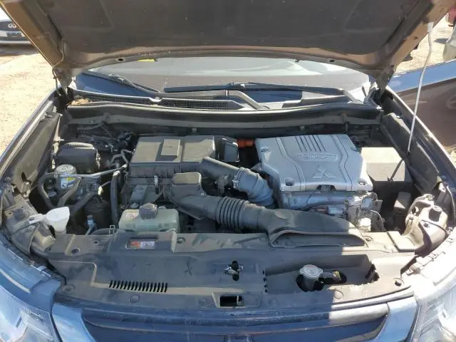 2018 MITSUBISHI OUTLANDER SE