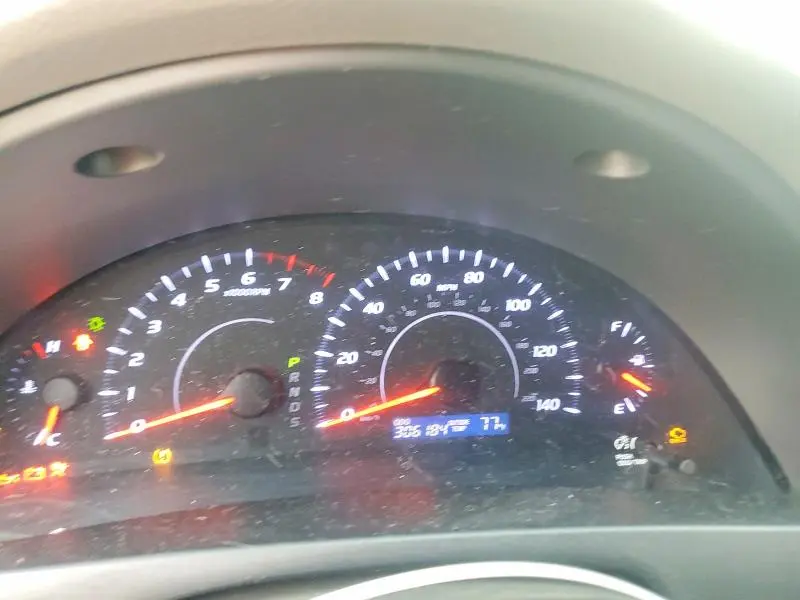 2011 TOYOTA CAMRY LE  