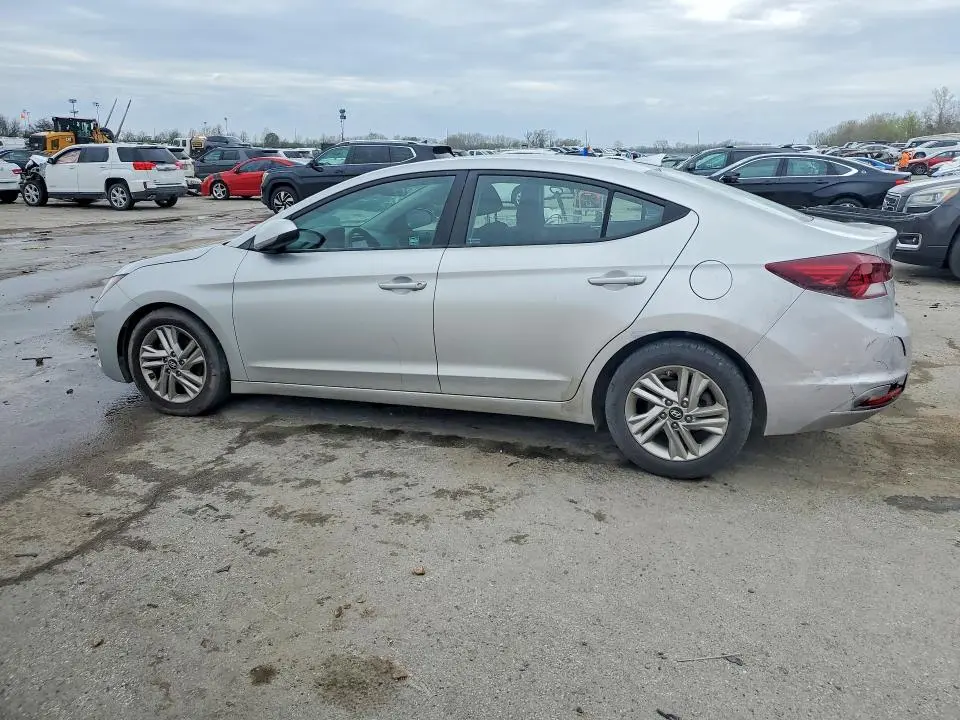 2019 HYUNDAI ELANTRA SEL  