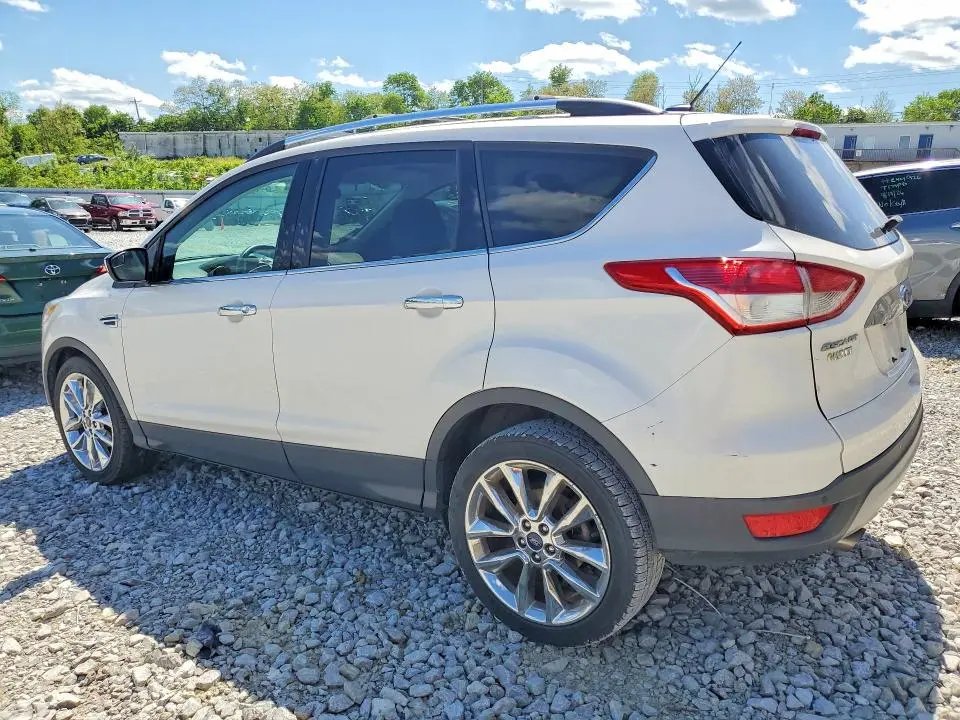 2015 FORD ESCAPE SE  