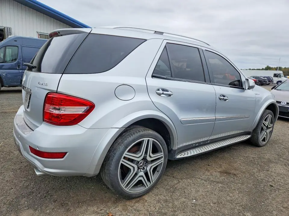 2010 MERCEDES-BENZ ML 550 4MATIC  