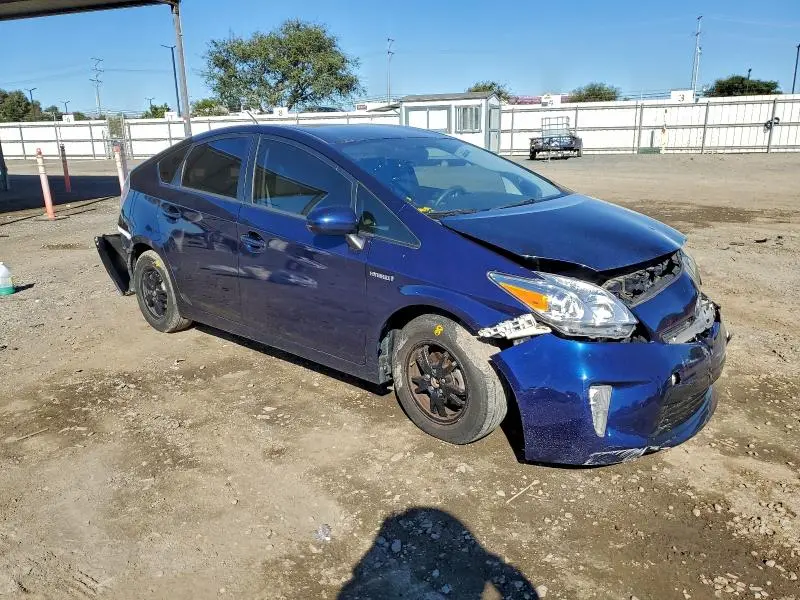 2014 TOYOTA PRIUS   