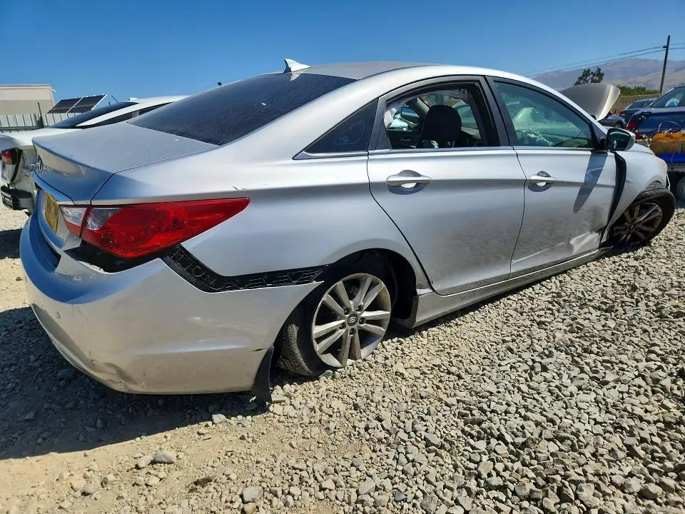 2012 HYUNDAI SONATA GLS  