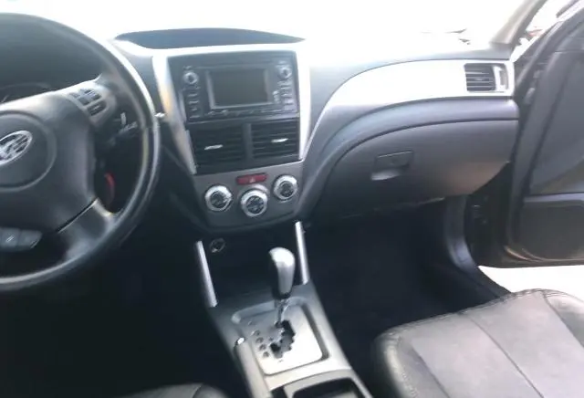 2013 SUBARU FORESTER LIMITED  