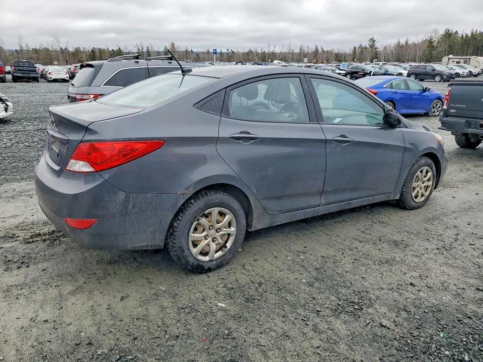 2012 HYUNDAI ACCENT GLS  