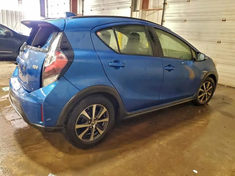 2018 TOYOTA PRIUS C   