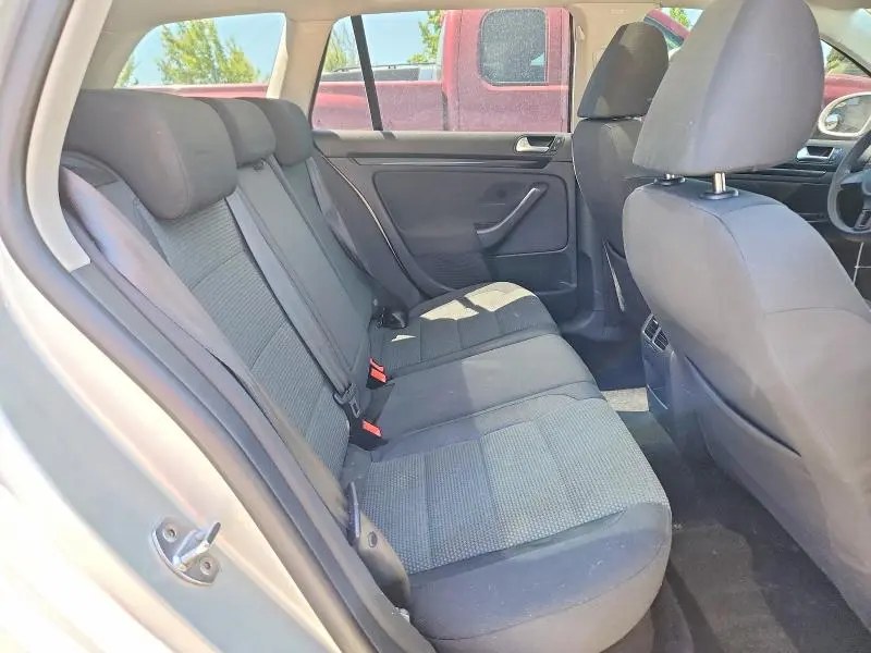 2010 VOLKSWAGEN JETTA S  