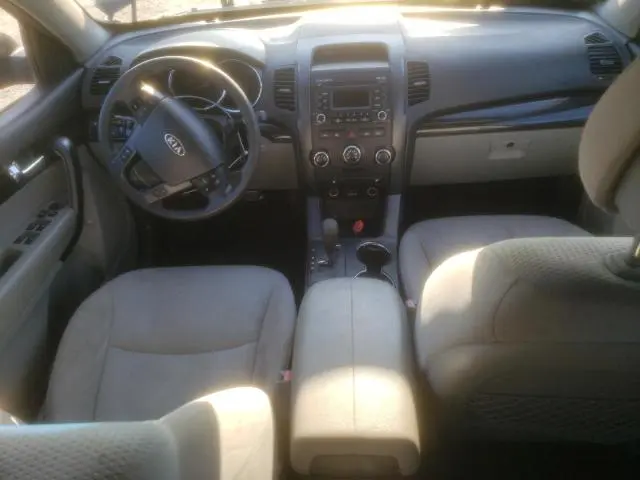 2012 KIA SORENTO BASE  