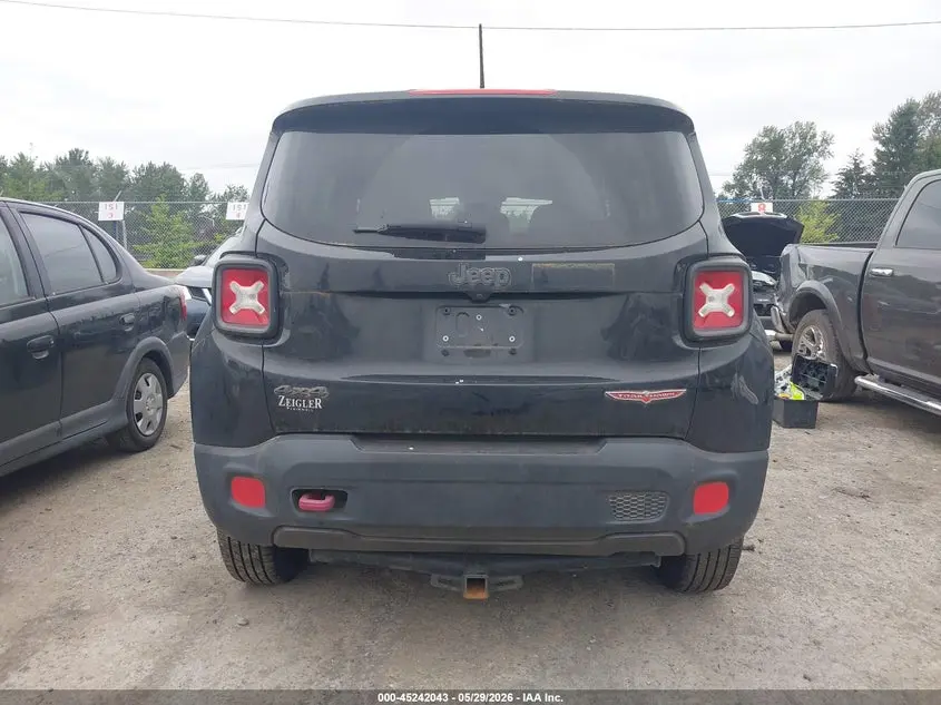 2017 JEEP RENEGADE TRAILHAWK 4X4