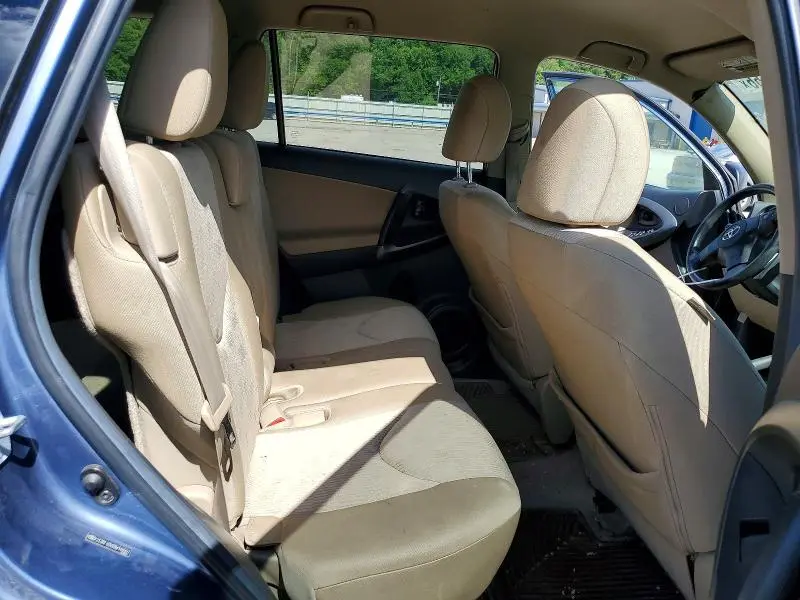 2011 TOYOTA RAV4 BASE  