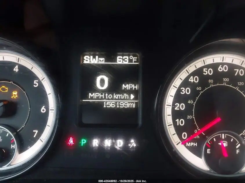 2017 RAM 1500 EXPRESS  4X4 5'7 BOX