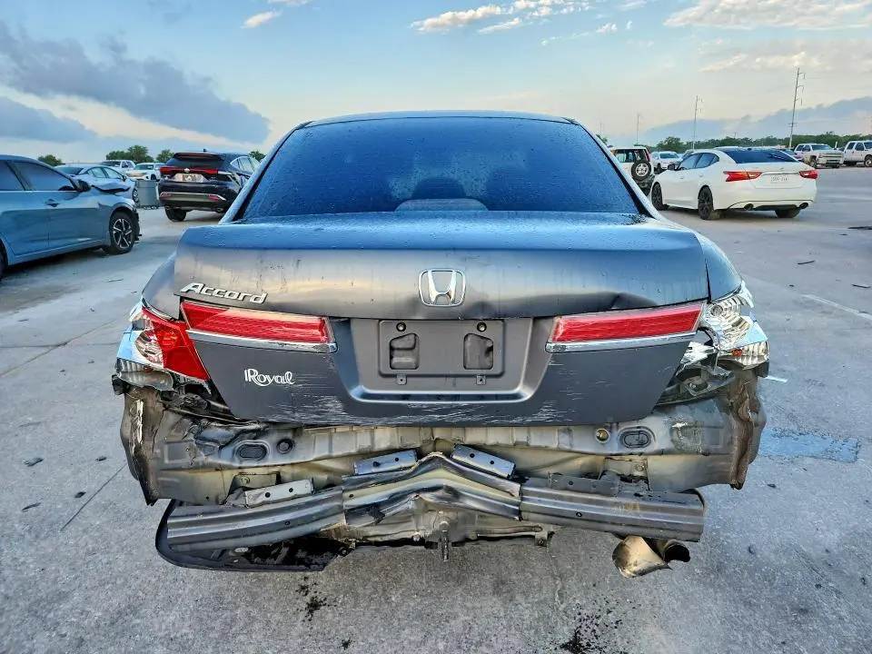 2012 HONDA ACCORD LX  