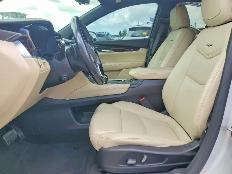 2018 CADILLAC XT5   