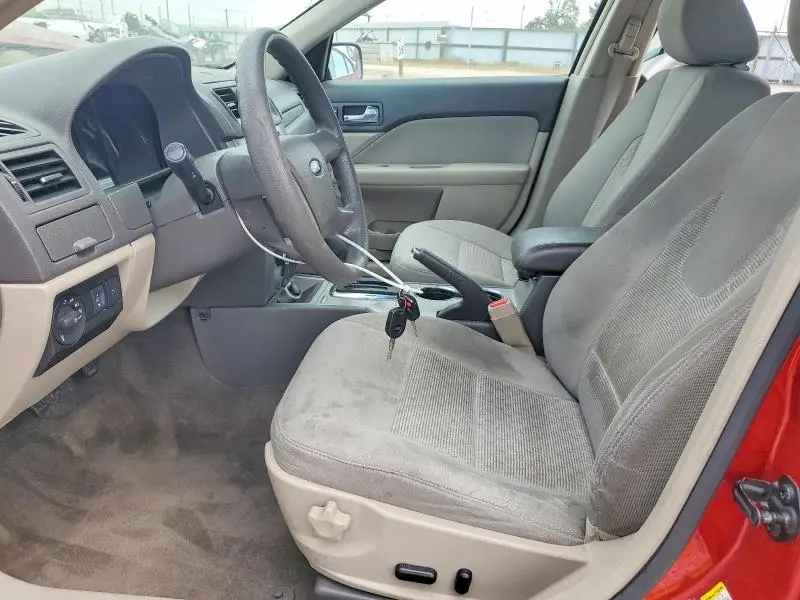 2011 FORD FUSION SE  