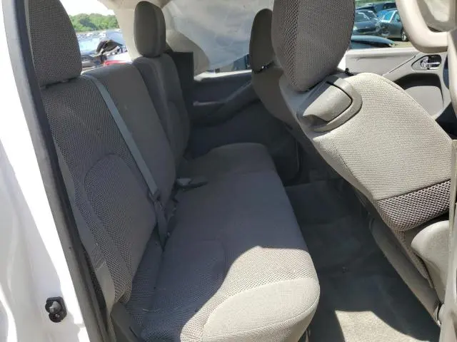 2011 NISSAN FRONTIER S  
