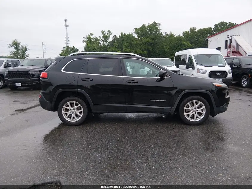2018 JEEP CHEROKEE LATITUDE FWD