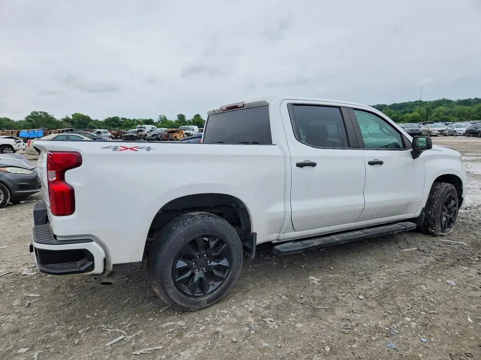 2022 CHEVROLET SILVERADO K1500 CUSTOM  