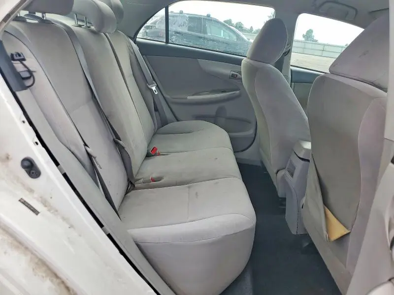 2011 TOYOTA COROLLA LE  