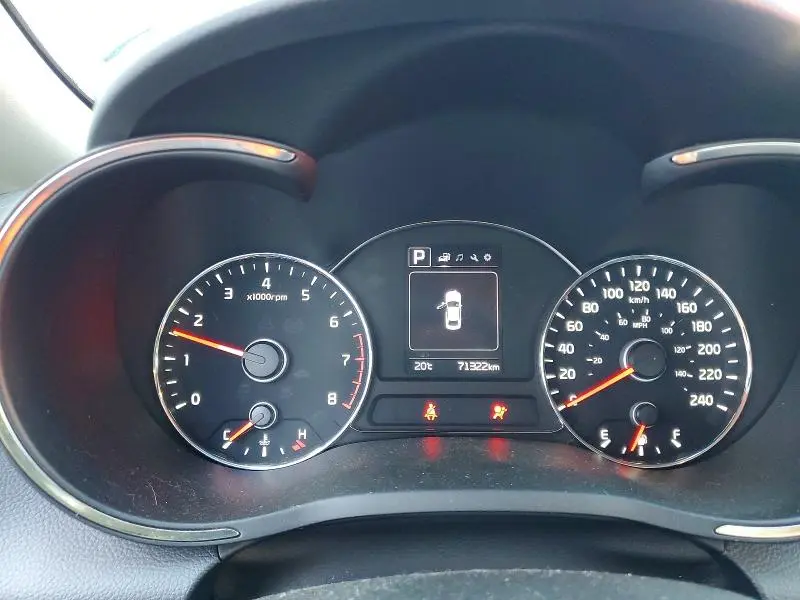 2018 KIA FORTE LX  