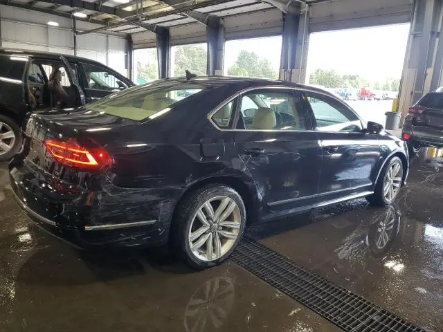 2017 VOLKSWAGEN PASSAT SE  