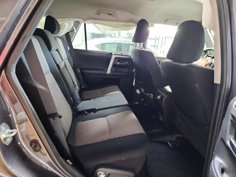 2021 TOYOTA 4RUNNER SR5  