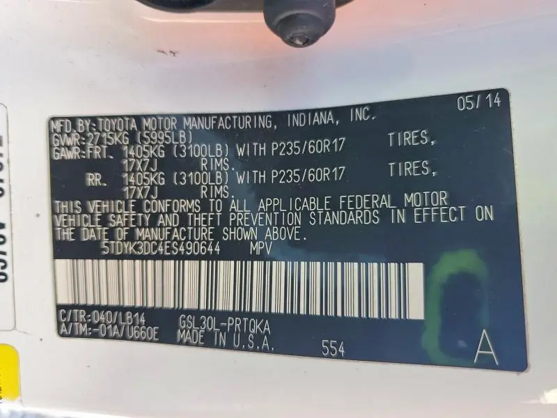 2014 TOYOTA SIENNA XLE 8-PASSENGER  