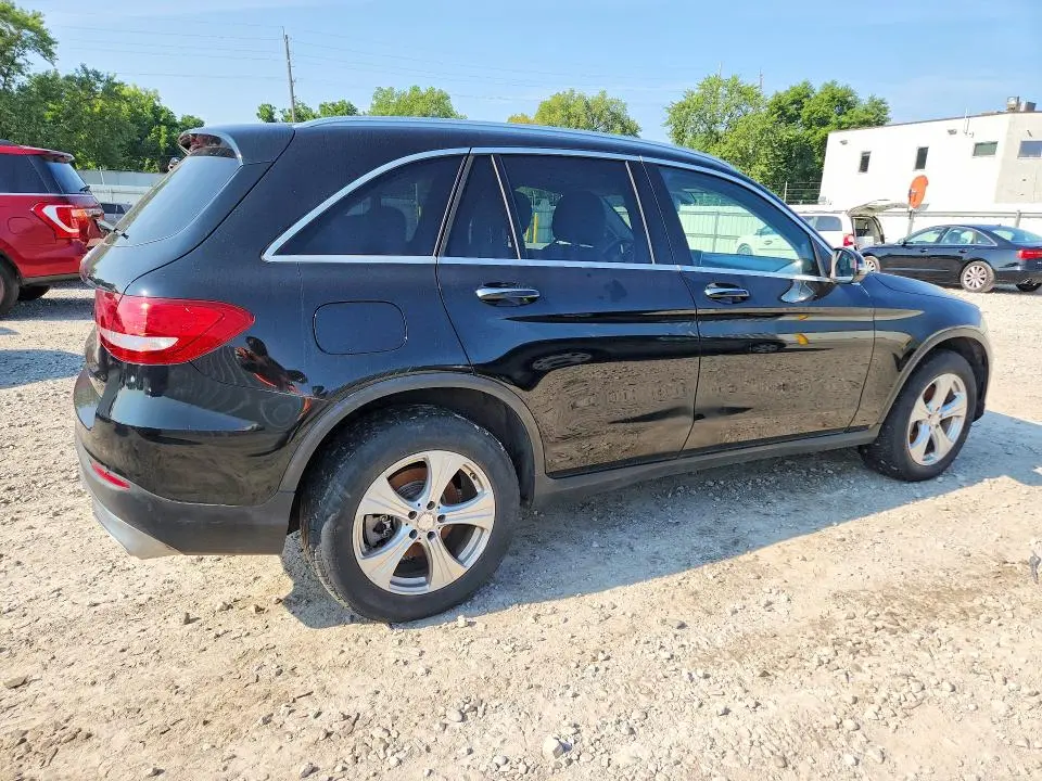 2016 MERCEDES-BENZ GLC 300  