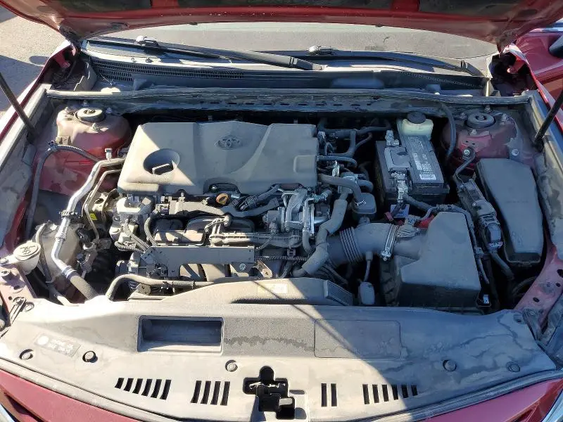 2018 TOYOTA CAMRY SE  